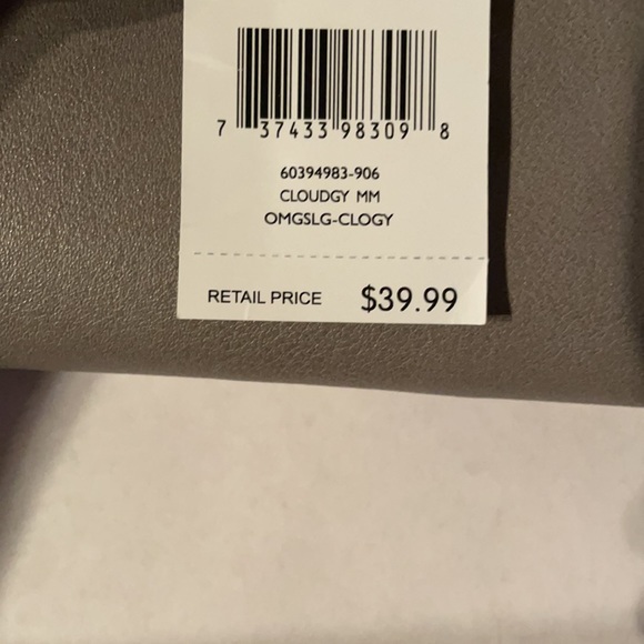 Grey Nine West wristlet - Picture 6 of 6